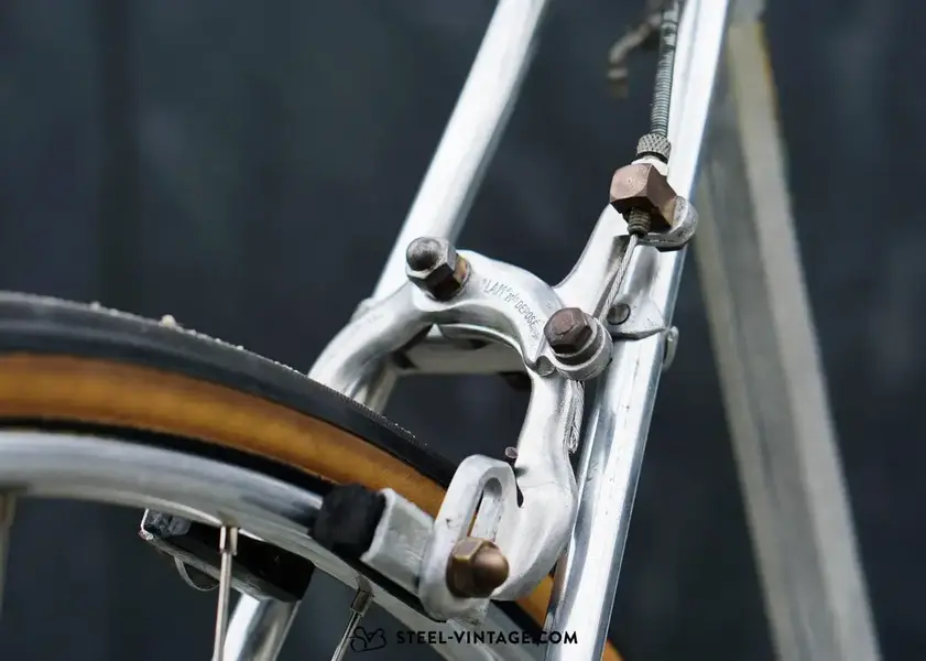 caminargent-early-aluminium-bicycle-1930s-9_1080x.webp